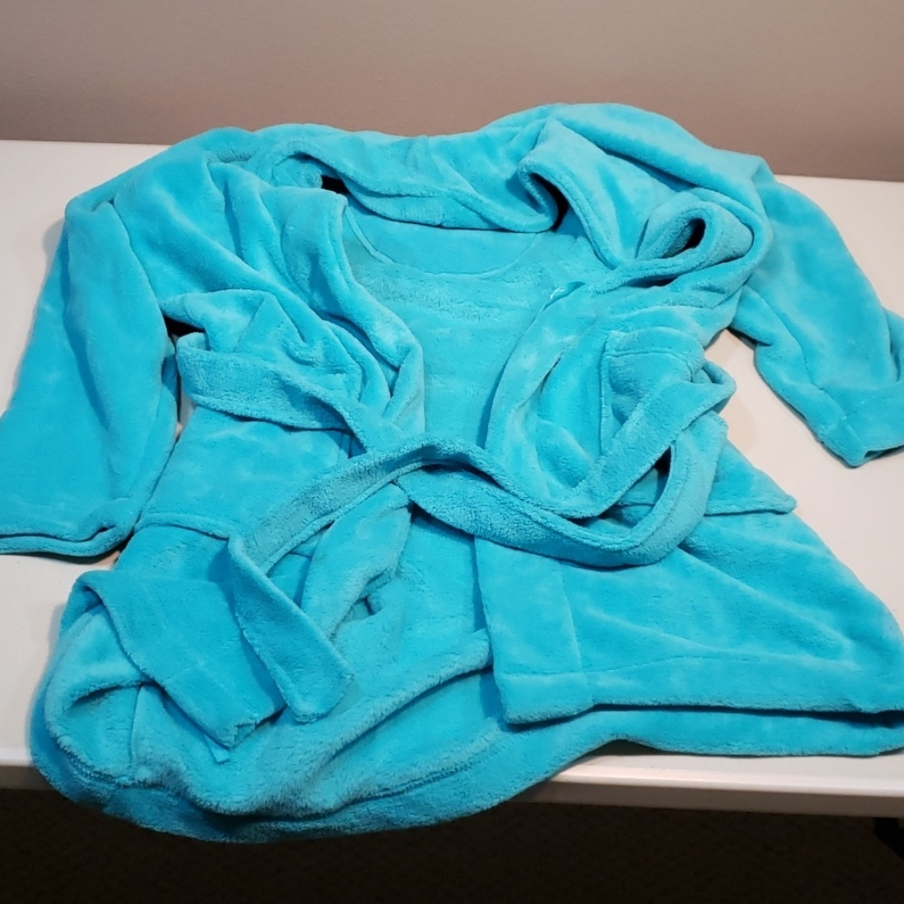Bathrobe Medium